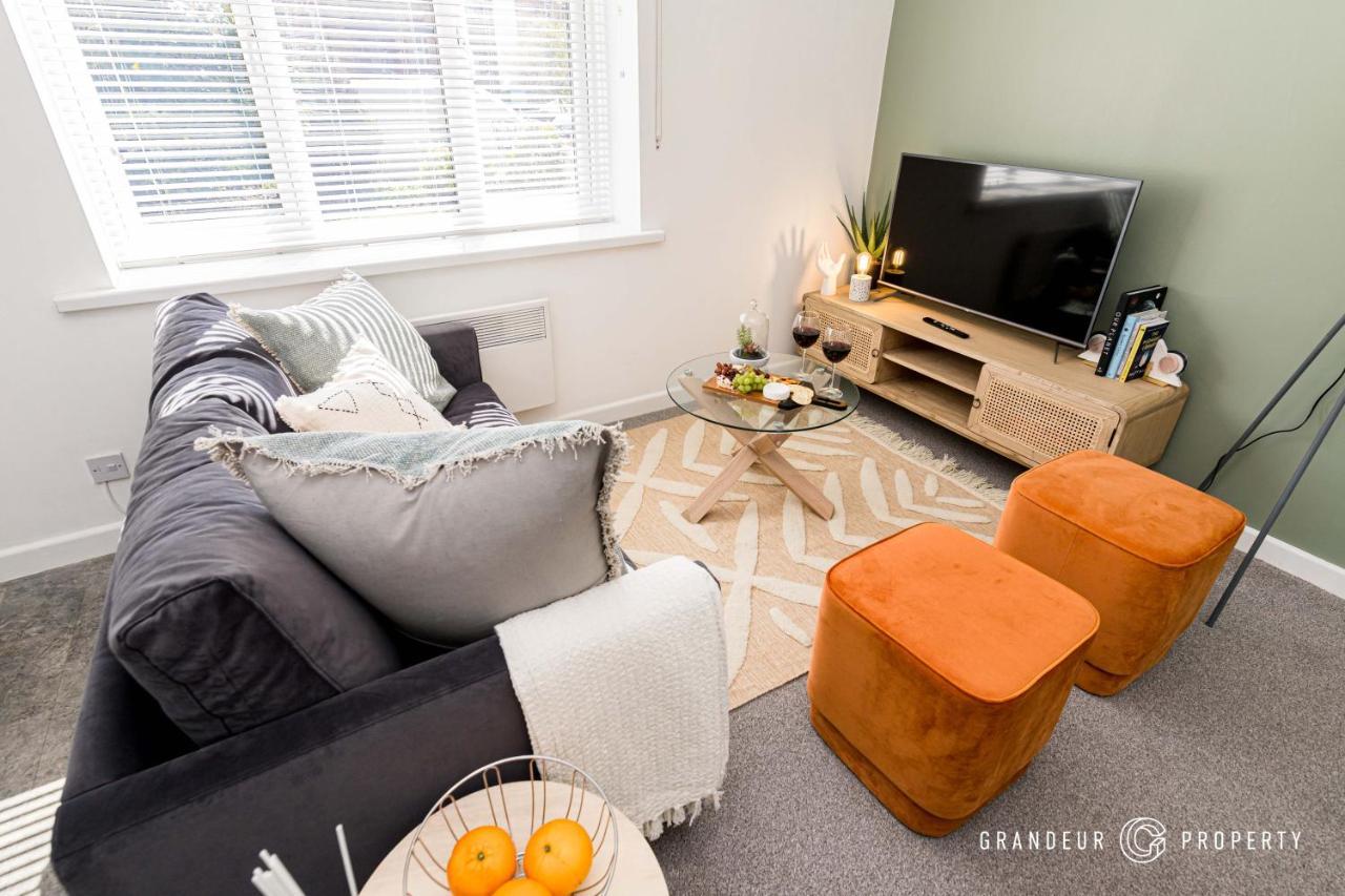 A Romantic Cosy City Centre Apartment With Free Parking - The Artist'S Escape Bournemouth Exterior photo
